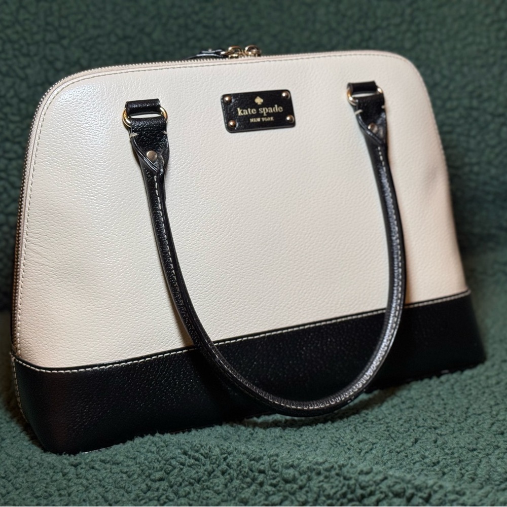 Kate Spade black and white bag